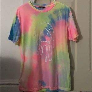 Large trippy T-shirt